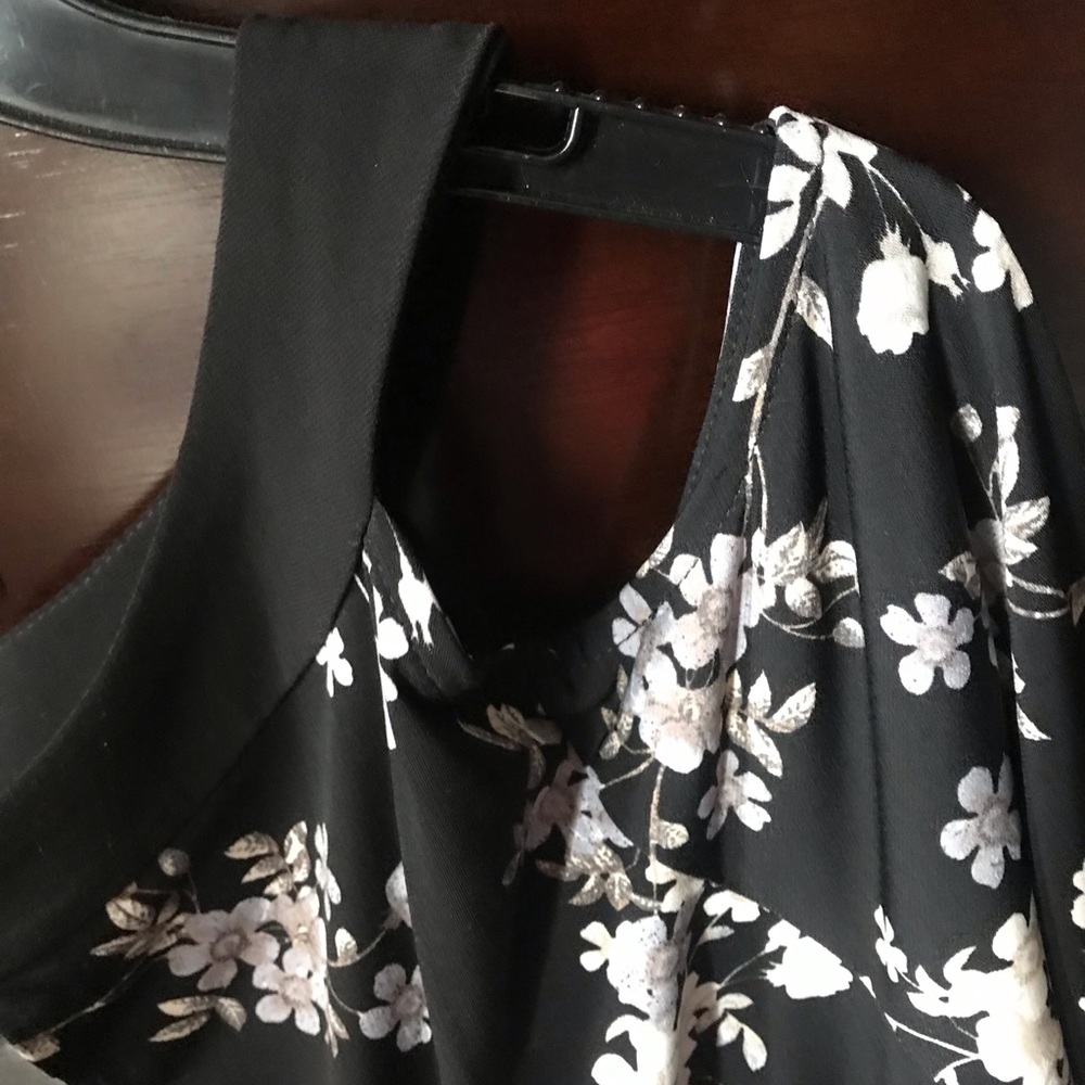 Blouse - Picture 3 of 5